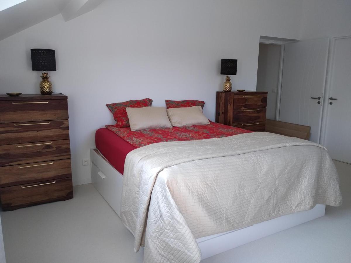 La Villa D A Cote Marigny, Lac De Chalain Mont-Sur-Monnet Екстер'єр фото